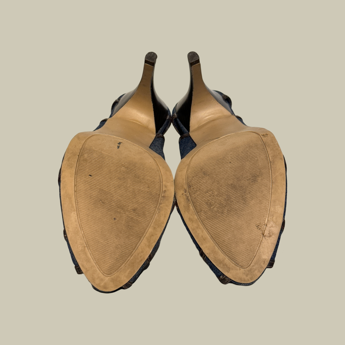 Angela by Expression Size 9M